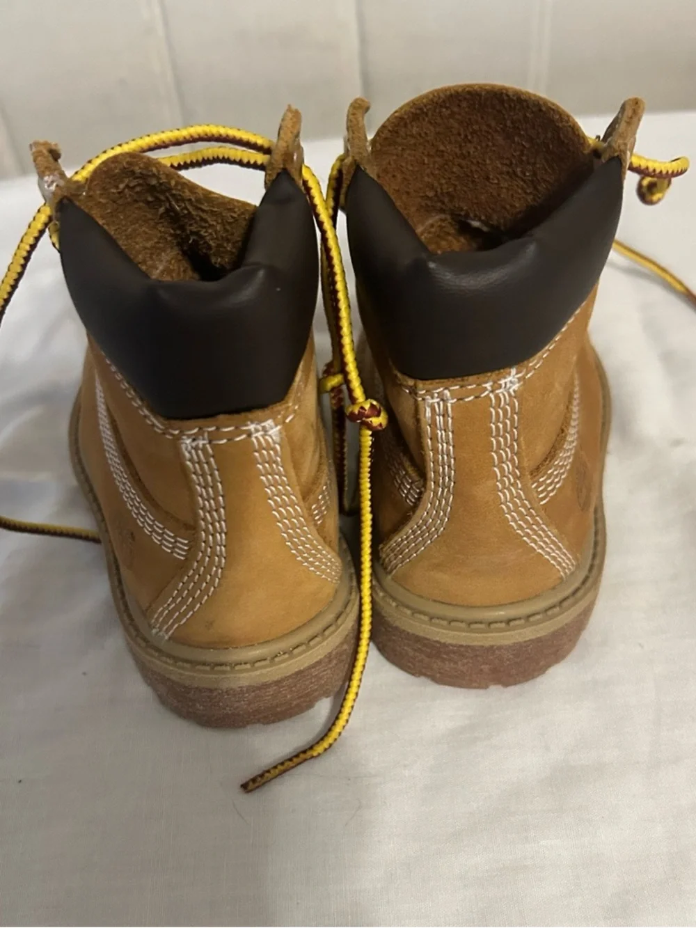 Timberland Toddler Premium 6-Inch Waterproof Boots/Wheat/Size 5M/ (EUC)